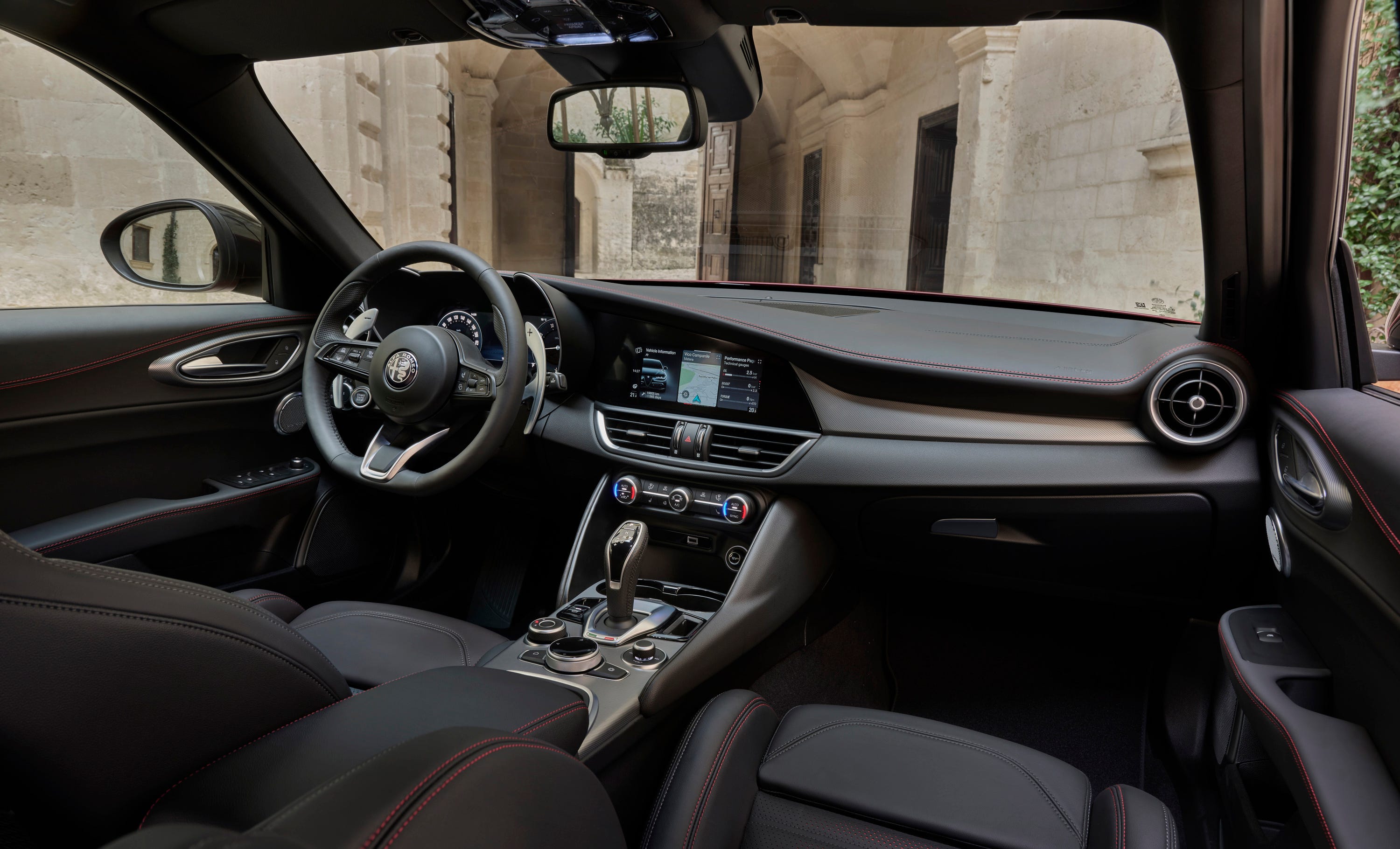 Alfa Romeo Giulia - foto 4