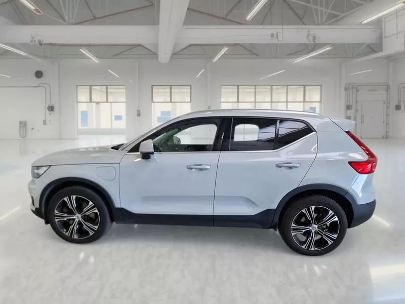 Volvo XC40 - foto 3