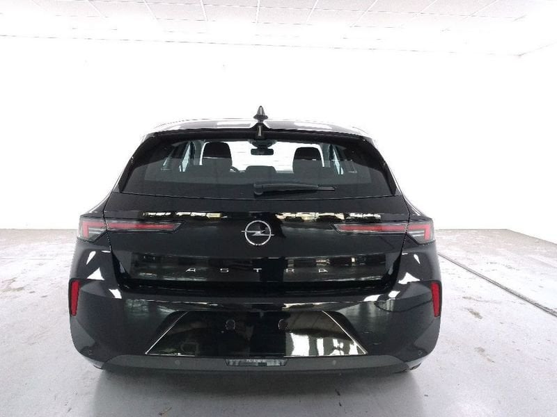
								Opel Astra 1.2 t Elegance s&s 130cv at8 full									